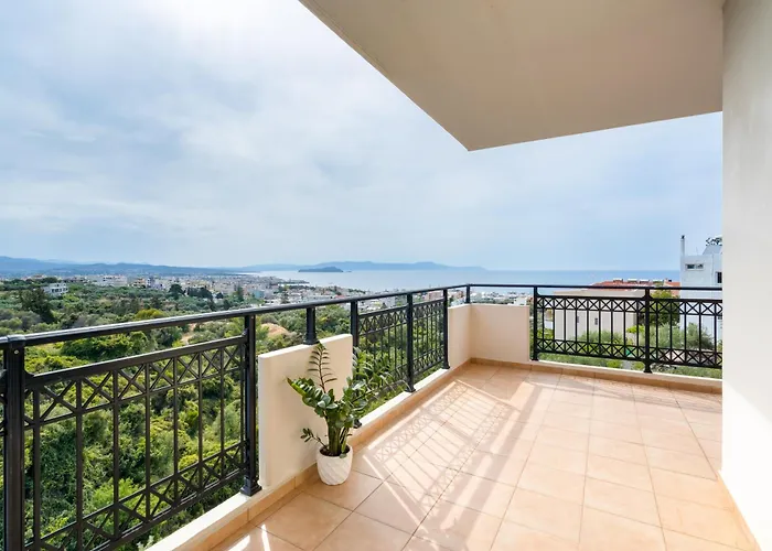 Feriehus Aelia Sea View