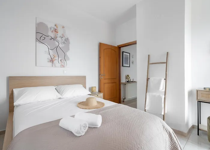 Aelia Sea View * Chania (Crete)