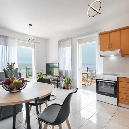 Nyaraló Aelia Sea View *